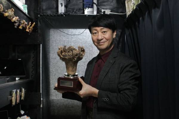 “火焔土器優勝カップ”を日本で常識化する運動をCAMPFIREにて1月30日まで実施！～縄文土器が、優勝カップの元祖という仮説～