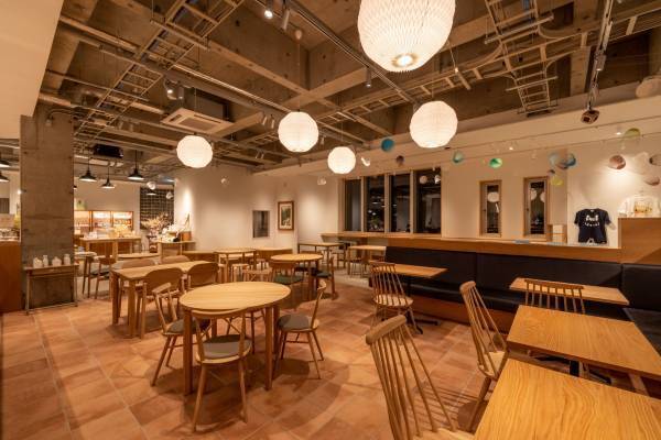 かたちのない「香り」を通して、自然と科学への理解を深める―北海道のスキンケアメーカーが、自社初の“香りを体感する施設”「香りのラボ」をOPEN