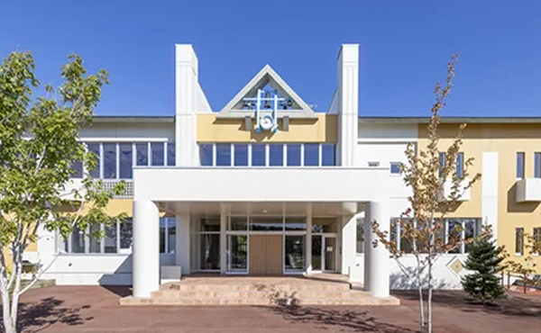 かたちのない「香り」を通して、自然と科学への理解を深める―北海道のスキンケアメーカーが、自社初の“香りを体感する施設”「香りのラボ」をOPEN