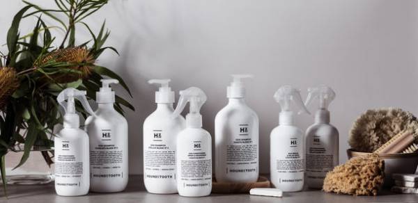 日本初！オーストラリアで大人気のヤギミルク配合、乾燥肌・敏感肌の犬猫も優しく洗えるプレミアムなペット用シャンプー『HOUNDZTOOTH(ハウンズトゥース)』の輸入販売開始