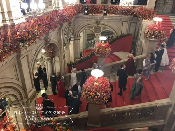 “ヨーロッパ舞踏会”に参加するためのトータルコーディネートサービス「舞踏会コンシェルジュ」を12月26日に正式発表