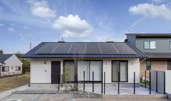 日本初「太陽光発電のみの宿泊体験会」を開催！光熱費0円住宅で1日生活体験、災害、停電・断水に対応