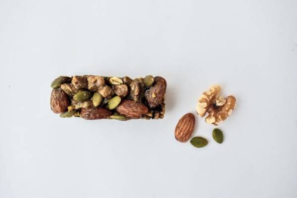 NinjaFoods「ナチュラルナッツバー」　Makuakeの先行提供プロジェクトにて、目標比200％を突破