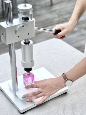 カスタマイズフレグランスの新ブランド「SCENE」が2023年1月リリース！“香り＆ボトル＆蓋”がセレクトできる体験型の香りブランド