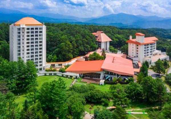 広大な敷地を持つ「草津温泉 ホテルヴィレッジ」がホテル周遊WEBフォトラリー「CRYPTRIP VILLAGE」販売開始