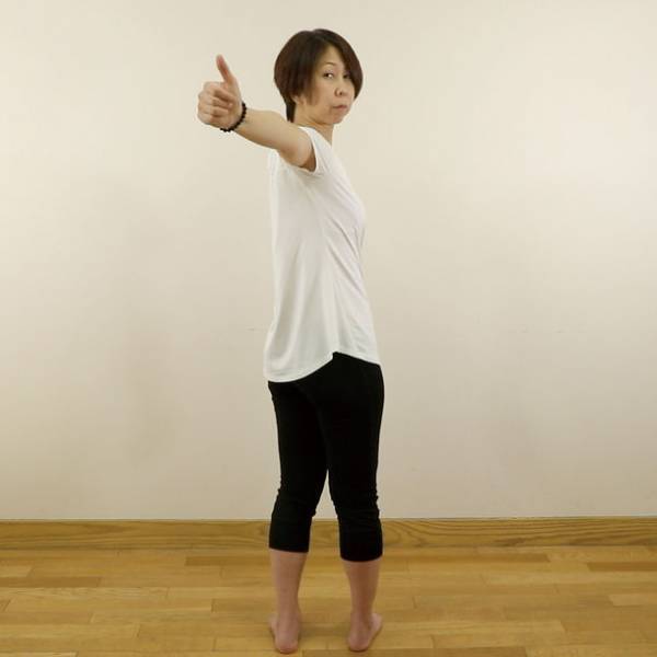 遠赤外線のチカラで体を温め、体の動きを快適にする木製アクセサリー「JUST TOUCH」を販売開始！どんな装いにもフィットするシンプルなデザイン