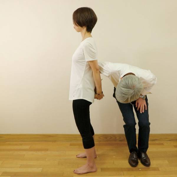 遠赤外線のチカラで体を温め、体の動きを快適にする木製アクセサリー「JUST TOUCH」を販売開始！どんな装いにもフィットするシンプルなデザイン