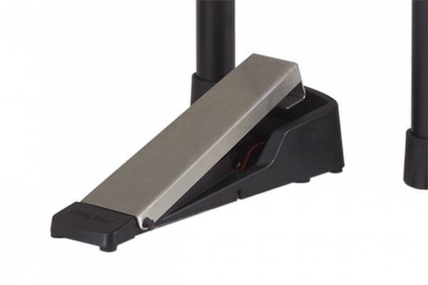 コンパクトなサイズながら本格的なサウンドや演奏感を家で楽しめる電子ドラムのエントリー・モデル 2機種発売