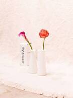 2023年1月より#flowershipが「ミルクガラス」を使ったオリジナル花瓶の販売を開始