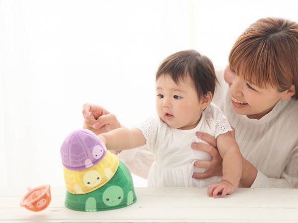 積んで・重ねて・遊び方は無限大！赤ちゃんの発達をサポートする布製スタッキングトイ「つみつみマトリョーシカ」新発売
