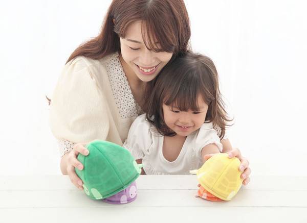 積んで・重ねて・遊び方は無限大！赤ちゃんの発達をサポートする布製スタッキングトイ「つみつみマトリョーシカ」新発売