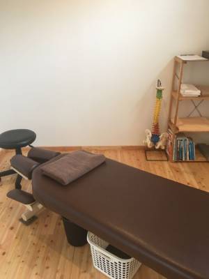 驚くべき効果を発揮！「引く」という技術に特化して、筋肉をリリースし腰痛改善