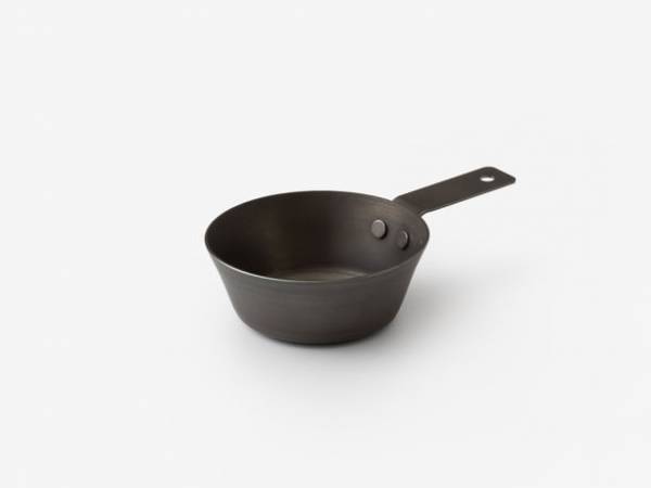 「オーブンでも使える鉄フライパン26cm・鉄カップ350ml」を1月20日より各種オンラインサイトで予約販売開始