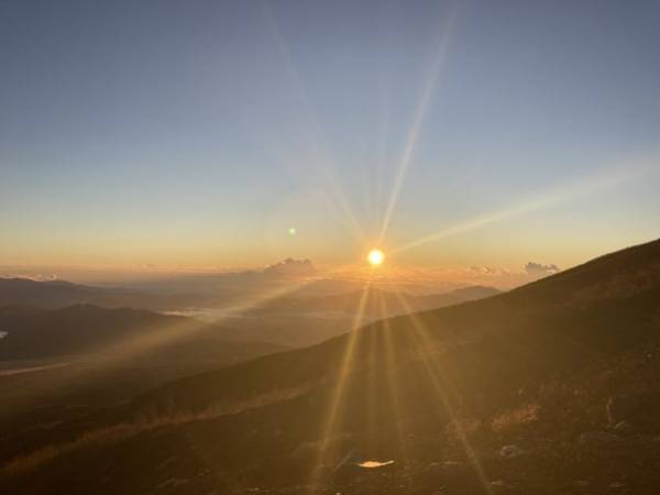 「富士山五合目 冬の山小屋ステイツアー」の開催迫る！冬山トレッキングや山小屋飯を楽しむ1泊2日