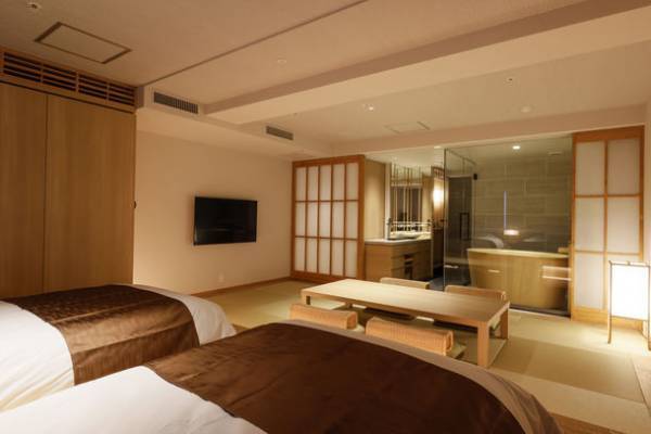 兵庫・洲本温泉「淡路インターナショナルホテル　ザ・サンプラザ」紀淡海峡を臨む温泉内風呂付きプレミアムルームをオープン！