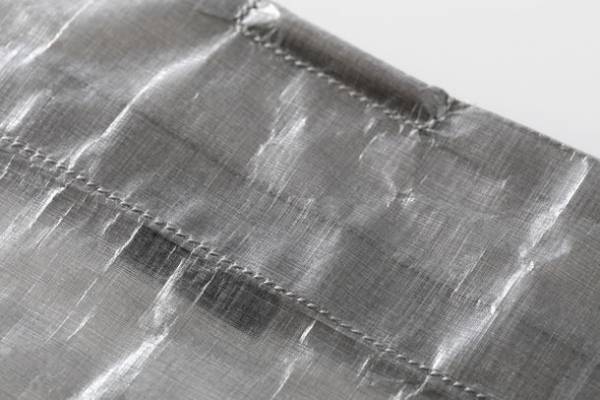 Dyneema(R)を使った究極にスリムなスリーブケース3アイテムを1月16日発売　デザイナーが正直にカタチにするブランド「LIFEWORKPRODUCTS」から