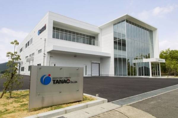 限定のコラボグッズを2月1日より販売！「阪神タイガース×タフシロン膝サポーター」