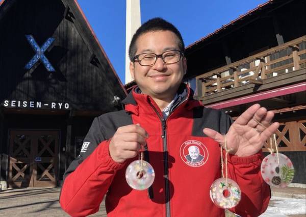 国内最大級「巨大！氷のリース」　山梨県 清里高原で期間限定の特別展示を開始