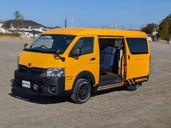 キャンピングカーに“カイハラデニム”を採用ハイエースワイドベースの「ホビクル・オーバーランダーW」をジャパンキャンピングカーショーで発表