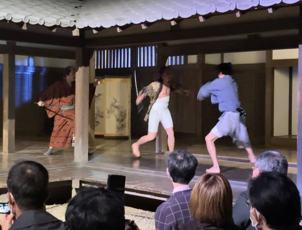 嵐電で「ニッポン シネマレトロ キョウト」ラッピング電車 運行スタート２０２３年１月１８日（水）から１年間の予定