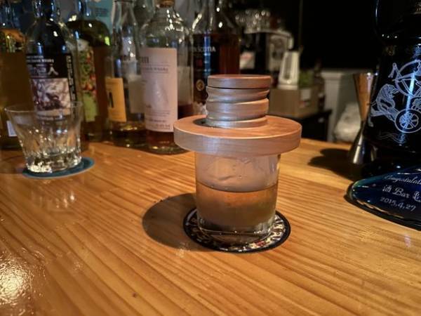 手軽に本格燻製！自宅のグラスでお酒や食材をスモーキーな香りで極上の1品に　『ReSmoked』をMakuakeにて1月19日より先行販売開始！