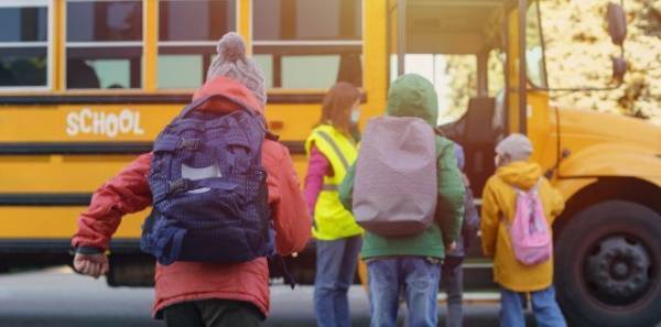 海外論文「ASD児における第二言語習得の認知的利点」レビュー記事を公開！