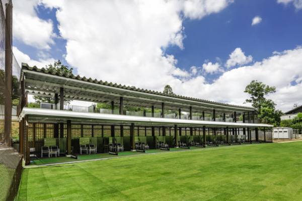 八街に『千葉バーディクラブ ゴルフレンジ』がオープン　全打席にフルオートティーアップ機完備＆ゴルフレンジ専用のクラブハウスを新たに建設