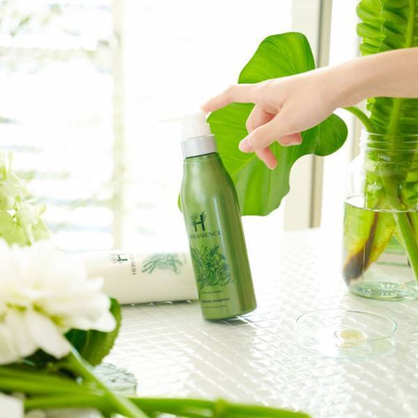 オーガニックヘアケアブランド“ハーバニエンス”が「ロフト グリーン プロジェクト」に参画！注目商品として展開中