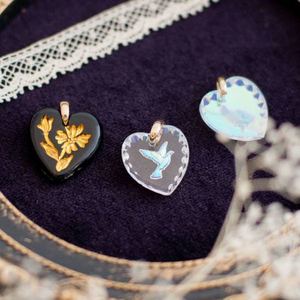 自由が丘のヴィンテージアクセサリーパーツ専門店「レミース」がヨーロッパの貴重なラッキーモチーフパーツを特別に集めた「le meace LUCKY MOTIF 2023」を開催。3/31まで