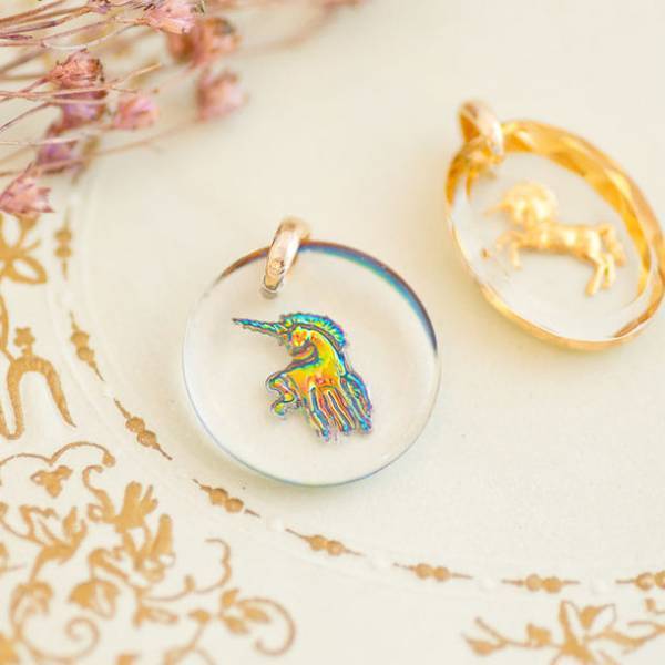 自由が丘のヴィンテージアクセサリーパーツ専門店「レミース」がヨーロッパの貴重なラッキーモチーフパーツを特別に集めた「le meace LUCKY MOTIF 2023」を開催。3/31まで