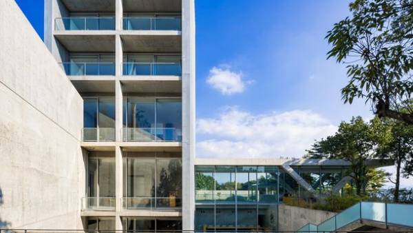 安藤忠雄建築の元美術館ホテル・瀬戸内リトリート青凪にて、NFTアートイベント「Meet THE 1st NFT コレクティブ」を2月24日(金)に開催