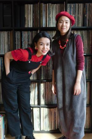 日米を拠点に活動する注目の女性デュオ「Streepz」が待望の1stアルバム『Rolling』を4月1日にリリース