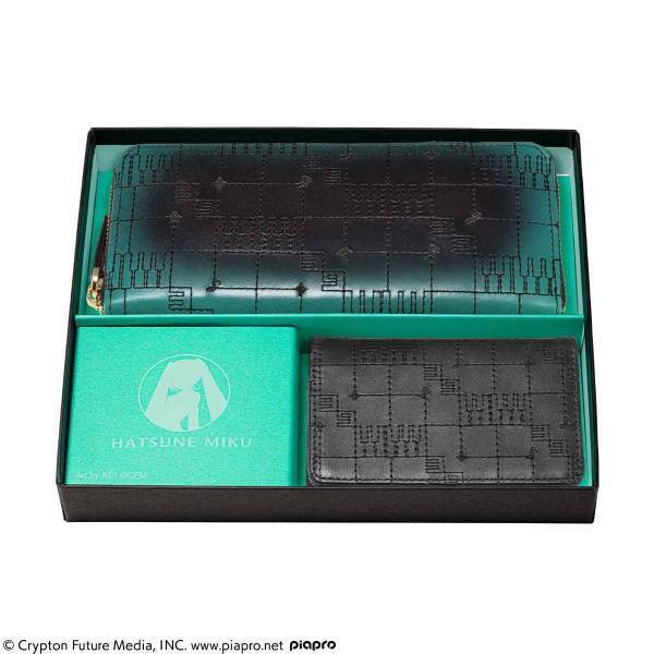 『初音ミク』をイメージしたスタイリッシュな本革財布と名刺入れがセットで登場！プレミコから販売開始