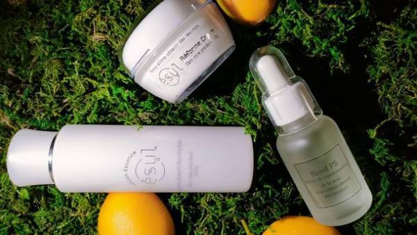 3種類のビタミンCを高濃度処方、ほんのり温かい美容液「Resul PS」が1月12日からMakuakeでの先行予約販売スタート