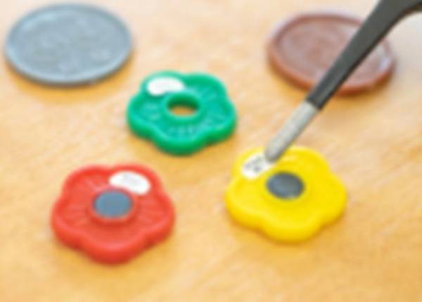 カメラのキタムラ 最短1時間仕上げのお名前シール『ぺたねーむEXPRESS』に新メニューと宅配サービスを追加　頑張るママ・パパの入園・入学準備を応援！