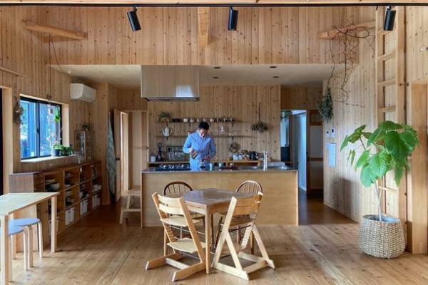 最大幅1,200mm×高さ900mmという巨大サイズまでつくれる　toolboxオリジナル「オーダーレンジフード」販売開始