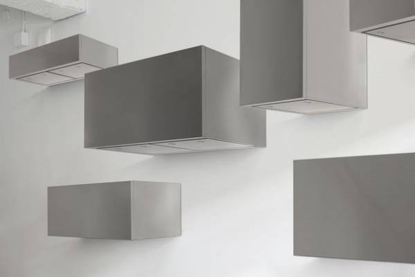 最大幅1,200mm×高さ900mmという巨大サイズまでつくれる　toolboxオリジナル「オーダーレンジフード」販売開始