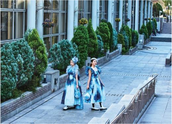 大阪モード学園とコラボレーションした初のアート企画フォトジェニックシティ梅田～梅田は、世界が振り向く無限の可能性であふれてる。～2023年2月20日(月)～3月5日(日)