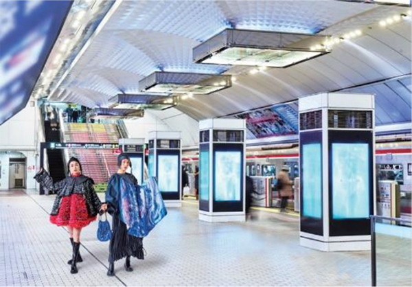 大阪モード学園とコラボレーションした初のアート企画フォトジェニックシティ梅田～梅田は、世界が振り向く無限の可能性であふれてる。～2023年2月20日(月)～3月5日(日)