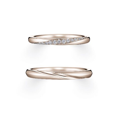 ～Happy Valentine’s Day～ 溶け込むように指にフィットするペールブラウンゴールドの結婚指輪