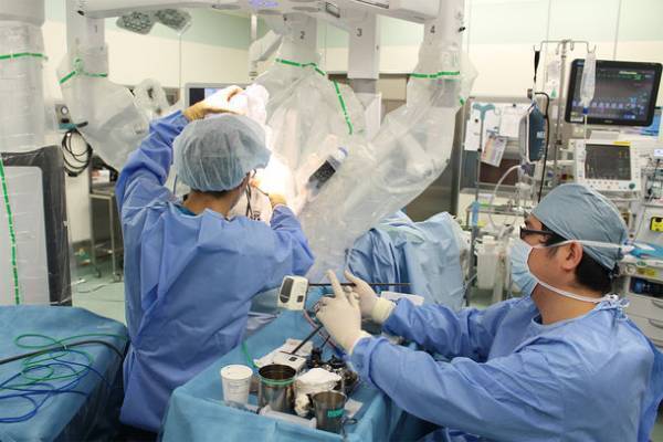 上尾中央総合病院　手術支援ロボットを用いた中咽頭がん切除術を実施し経過良好であることを報告