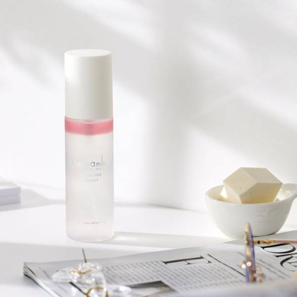 これからのUV対策は日焼け止め使用前後のケアがマスト！「高機能ビタミンC×潤い補給」のライン使いで今まで以上に輝く！ブライト＆クリアな愛され美肌へ！