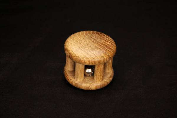 世界の森林を守る木のおもちゃをインテリア産業の展示会「LIVING & DESIGN 2023」に出展