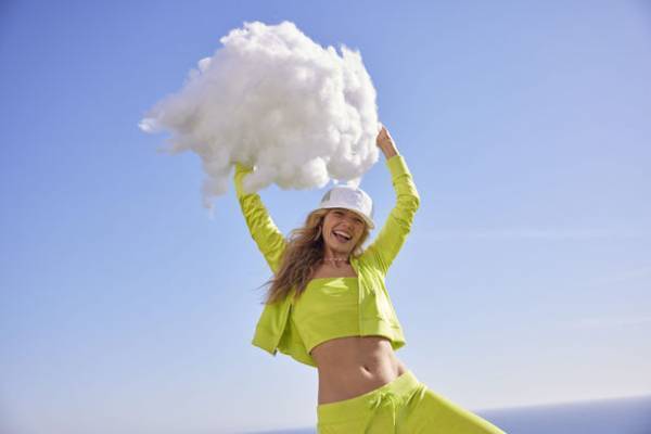 エアリー・バイ・アメリカンイーグルより新しい始まりの春に向けて2023年春コレクションが登場