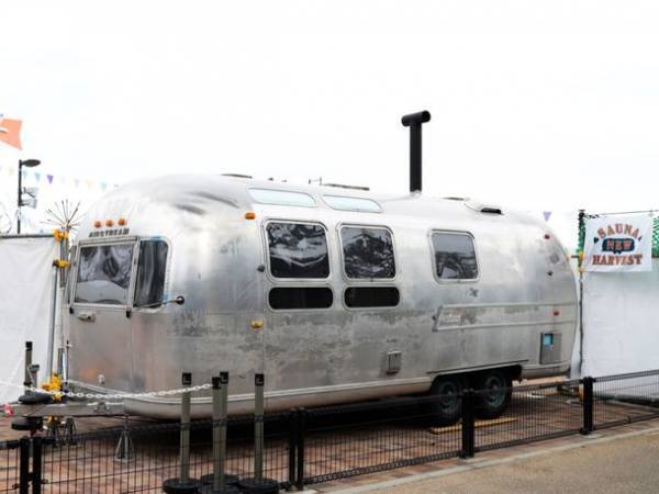 西日本初！エアストリームを使用したサウナ“SAUNA NEW HARVEST”が4月2日までの土・日・祝で開催