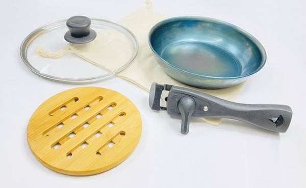 ソロキャンプを楽しむフライパン“ソロパン”　お肉も一気に焼ける分厚さなのに取っ手が取れてコンパクトに！Makuakeで2月26日(日)まで販売