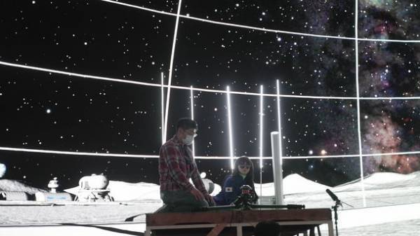 「プラネタリウムで泣いて」鎮西寿々歌と寺坂頼我が360度映像に登場　3月18日公開『かぐや姫は未来の月からやって来た』