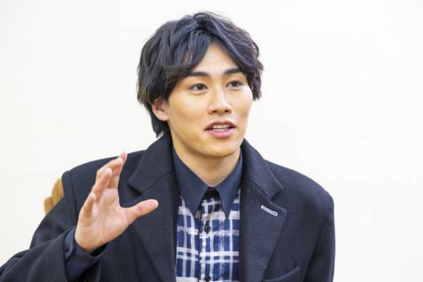 「プラネタリウムで泣いて」鎮西寿々歌と寺坂頼我が360度映像に登場　3月18日公開『かぐや姫は未来の月からやって来た』