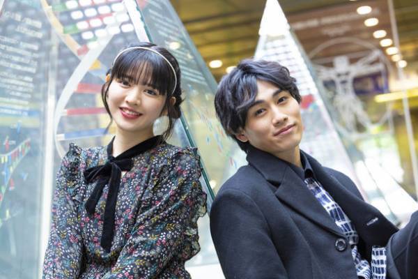 「プラネタリウムで泣いて」鎮西寿々歌と寺坂頼我が360度映像に登場　3月18日公開『かぐや姫は未来の月からやって来た』