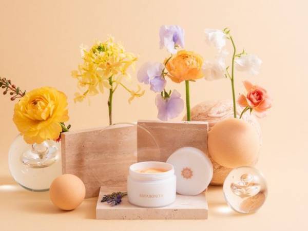 三島産ハーブや富士山の水を使用した静岡発のボタニカルオールインワン美容ジェル『アスタボニタ』2023年2月15日 オンラインにて発売